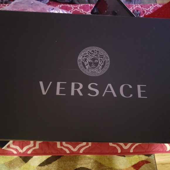 Versace Shirt - Picture 5 of 8